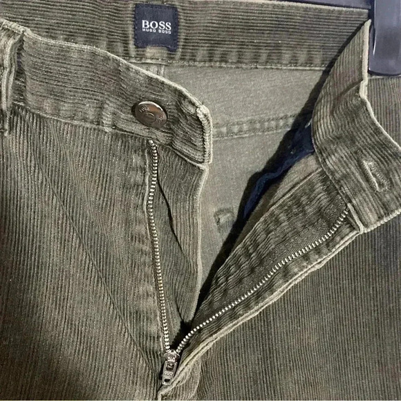 HUGO BOSS men brownish-green corduroy straight mid rise zip up academia… - Picture 10 of 16